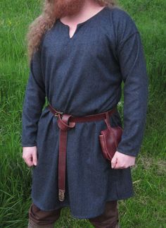 Men's Wool Viking Tunic - Custom Order. $125.00, via Etsy. Viking Tunic, Viking Cosplay, Viking Reenactment, Viking Costume