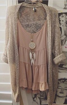 Look Hippie Chic, Layering Cardigan, Boho Styl, Boho Chic Outfits, Skirt Maxi, Styl Boho