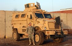 MaxxPro MRAP Oshkosh Truck, Military Car, Bull Elephant, Tactical Truck, Armored Truck, Bug Out Vehicle