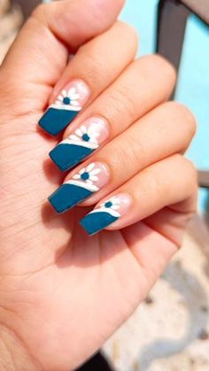 Piu Bhol on Instagram: "Toothpick Nail polish design 💅
#nailart #nailsdesign #nailartist #nailart_piu #reels" Nail Polish Design, Polish Design, Toothpick, Nail Polish, On Instagram