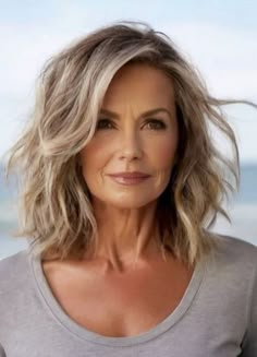 White Hair Hairstyles For Women, One Color Blonde Hair Haircolor, Linda Vater Hair, Shoulder Length Hair Cuts With Layers For Thinning Hair, Hair Layers Shoulder Length, Grey Hair With Blonde Highlights, Hair Styles For 60 Year Old Women, Hot Mom Haircut, Hairstyles For Fat Faces