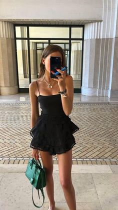 not my photos  Fashion  • Style  • Ootd   • Outfit ideas Adrette Outfits, Fest Outfits, Looks Pinterest, Short Homecoming Dress, Stockholm Fashion, Mode Inspo, Prom Dresses Short, Looks Style