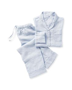 *Buona notte*. Exceptionally soft linen that breathes, reminiscent of an Almalfi Coast breeze. Comfy. Chic. Size down for a more contoured fit. Linen Pajamas, Best Pajamas, Vogue Beauty, Serena And Lily, Fresh Linen, Vintage Indigo, Serena & Lily, Positano, Just In Case