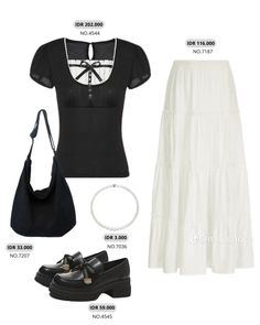 Sawako Style, Sawako Outfit, Modest Outfits, Black Top, A Skirt, New Style, Shopping List, Fashion Inspiration