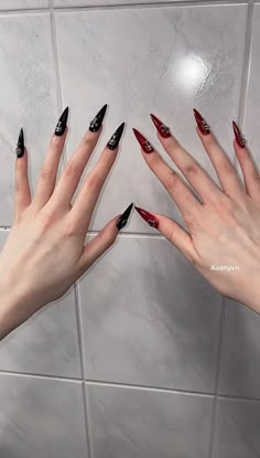 Blood Nails, Nail Piercing, Ideas Uñas, Black Acrylic Nails, November Nails, Punk Nails, Gothic Nails, Goth Nails, Grunge Nails