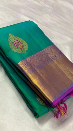 South Indian Wedding Saree, Blue Blouse Designs, Saree Ideas, Bridal Sarees South Indian, Saree Blouse Neck Designs, Traditional Silk Saree