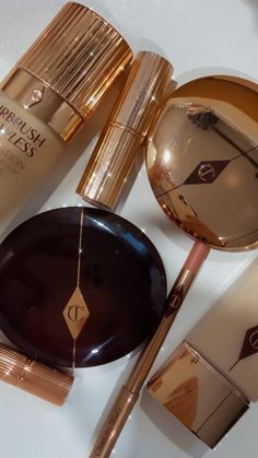 #charlottetilbury #makeup #fashion #ct #aesthetic #makeupideas Charlotte Tilbury Makeup Aesthetic, Charollete Tilbury, Aesthetic Charlotte Tilbury, Charlotte Tillberry, Ct Makeup, Expensive Makeup