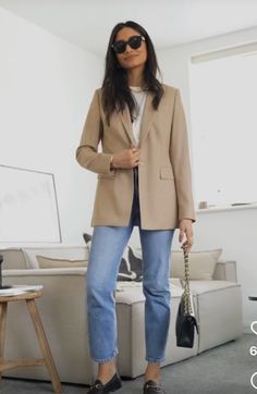 Camel Loafers Outfit, Beige Loafers Outfit, Camel Blazer Outfits Women, Camel Blazer Outfit, Camel Blazer, Loafers Outfit