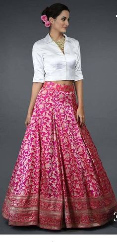 Skirt and top will be made to your measurements. I send you the measurements sheet once you order. The outfit is made to order so please alow minimum 2 weeks shipping time. Please don't hesitate to convo me if you have any questions Pink Banarasi Lehenga, Indian Skirt And Top, Skirt And Top Indian, Long Blouse Designs, Lehenga Saree Design