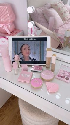 #makeup #makeuplover #makeupaddict #maquillage #blush #toofacedmakeup #dior #pink #lifestyle Dior Pink, Pink Lifestyle, Setting Spray, Simple Makeup, Makeup Routine, Fashion Makeup