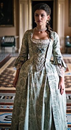 17th Century Dress French, Late 1700s Fashion, 18th Century Fashion Women, 1750s Fashion, 1780s Dress, Georgian Era Fashion, 1700s Dresses, Victorian Dress Gown, 17th Century Dress