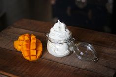 After trying this whipped mango and shea butter recipe on my hair, I knew that I don't have to worry about dry hair as the days are getting much colder. Try it! Hair Conditioner Recipe, Body Butter Recipe Homemade, Mango Body Butter, Diy Body Butter Recipes, Conditioner Recipe