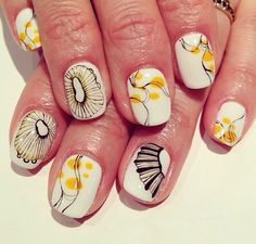 Nail Art Mushroom, Short Nail Art, Short Natural Nails, Acrylic Nails Designs, Art Mushroom, Feminism Art, Short Nails Art, How To Grow Nails