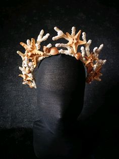 Fantasy Crown, Moon Fashion, Pirate Outfit, Mermaid Outfit, 4 Elements, Seashell Art, Accessories Ideas, Fun Diy Crafts, Natural Forms