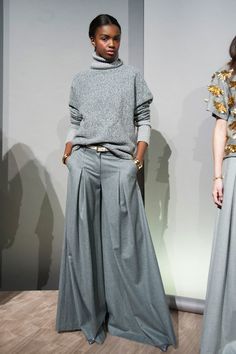 J.Crew Fall 2015 Jcrew Fall, Stile Hijab, Mode Boho, Grey Outfit, Long Skirts, Looks Chic, Fall 2015, Mode Inspiration, New York Fashion Week