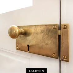 an image of a door handle with the word baldwin on it