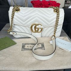 Stunning, Authentic Gucci Bag In Small Size, White Maltase Leather, Golden Hardware. Comes With Dust Bag And Authenticity Cards 10/10 Condition Gucci Aesthetic, Bags Gucci, Gucci Bags, Clothing Ideas, Gucci Bag, Dust Bag, Color White, Bag Lady, Gucci