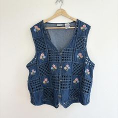 Vintage 90s Denim Floral Embroidered Button Up Vest

Button closure, great condition with light wear as seen in last pic 
Brand - Bobbie Brooks
Tag size - XL
Seen on size Small 

Measurements (laying flat)
Chest - 22 in
Length - 25 in 

#noveltyvest #90svest #cottagecore #whimsygoth #floralvest 90s Vest, Amarillo Tx, Floral Vests, Bobbie Brooks, Cool Kid, 90s Denim, Casual Vest, Vest Outfits, Flat Chest