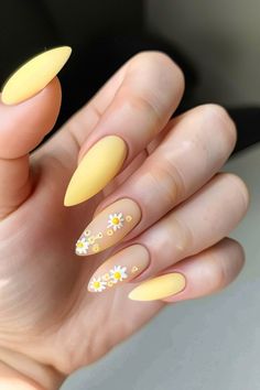 Find the perfect romantic yellow nail design among these 41 exquisite styles. Featuring delicate florals, elegant lace, and sophisticated stripes, these nails are ideal for weddings or date nights. Each design adds a touch of warmth and elegance to your look. Tap the link for more yellow nail style inspiration! Beachy Nail Designs, Manicure Routine, Watermelon Nail Designs, Pumpkin Nail Designs, Neon Yellow Nails, Chic Manicure, Simple Spring Nails