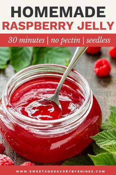 Open jelly jar with raspberry jelly in it, with a silver spoon. Raspberry Jelly Recipe, 30 Minute Recipes, Raspberry Jam Recipe, Raspberry Jelly, How To Make Jelly, Produce Recipes, Cake Filling Recipes, Easy Keto Meal Plan