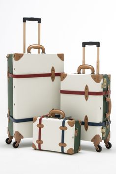 Inspired by the greatest period of traveling, the roaring 1920s, Cotrunkage’s handcrafted minimalism vintage luggage set features a dense wrap-around microfiber leather body that is complemented by heavy-duty corned stitching for maximum protection. The soft leather handle is plush to the touch and wears handsomely over time as the bronze TSA locks lighten with every adventure. We’ve also woven art print lining across the entire bag for a touch of detail and chic flair to sharpen your look. So p Roaring 1920s, 3 Piece Luggage Set, Travel Trunk, Vintage Suitcases, Woven Art, Vintage Suitcase, Vintage Luggage, Green Pearls, Luggage Sets