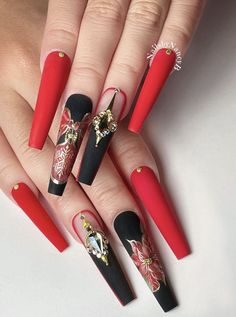 Red And Black Quince Nails, Red Glam Nails, Nails Decals, Nail Aesthetic, Queen Nails, Cow Nails, Tattoo Henna, Red Nail Designs