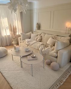 Reka Bentuk Bilik Tidur, Hiasan Bilik Tidur, Aesthetic Living Room, Beige Living Rooms, Apartment Living Room Design, Dream Apartment Decor, Neutral Living Room, Home Design Living Room, White Living Room