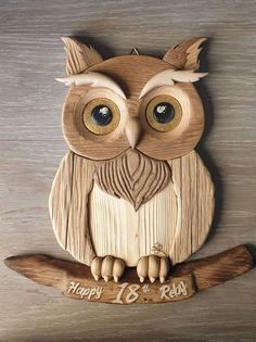 Woodworking Ideas Diy Wooden Owl Wood Crafts, Wooden Owl Crafts, Wooden Owls, Bois Intarsia, Wood Yard Art, Wood Art Design