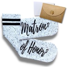 PRICES MAY VARY. [ BOUTIQUE BRIDAL PARTY SOCKS! ] - A modern pair of women's wedding socks designed with elegance and love for all members of the special day! These cute socks, created by boutique stylists, are great for your bridesmaids, maid of honor, matron of honor, mom, wife, grandma, daughter, aunt, the bride, or even you as a bridal party gift! [ SIZE DETAILS! ] - These soft, flexible, and stretchy crew socks are considered one size fits most! They are best suitable for women shoe sizes 4 Maid Of Honor Destination Wedding, Colorado Bridesmaid Gifts, Fall Maid Of Honor Proposal, Matron Of Honor Accessories, Western Maid Of Honor Proposal, Matron Of Honor Gifts, Bride Proposal, Bride Socks, Bridesmaid Socks