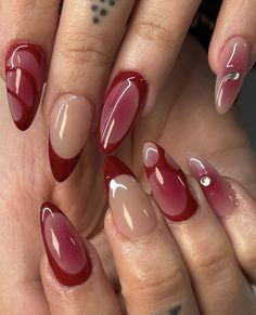 Red Gel Manicure Design, Red Aura Nails With Chrome, Christmas Aura Nails, Nail Art Inspo Simple, Aura Nails Red, Italian Nails, Red Nails Inspo, Orchid Nails, Prom Nails Red