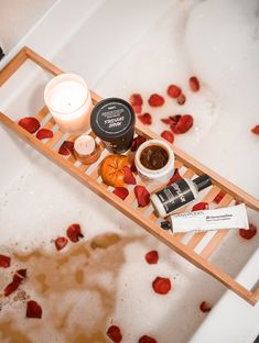 Bath Tub Caddy, Tub Caddy, Rose Petal Bath, Best Body Scrub, Bathtub Caddy, Body Scrub Recipe, Cosy Autumn