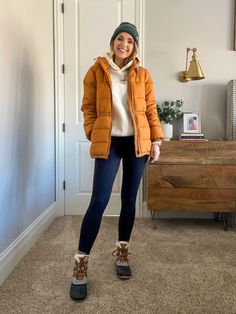 Casual Winter Outfits for Moms (10 Ideas) - Merrick's Art Winter Outfits For Moms, Winter Mom Outfits, Duck Boot Outfit, Holiday Outfit Winter, Holiday Outfits Winter, Aritzia Coat, Boots Outfit Ideas, Turtleneck Under, Outfit Ideas 2024