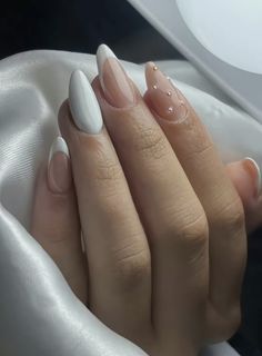 Elegant Almond Nails Classy 2024, Nail Art Stiletto, Almond Stiletto, Easy Nails, Vibrant Nails, Pink Acrylic Nails, Nails Desing