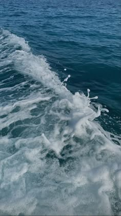 the wake of a boat in the ocean