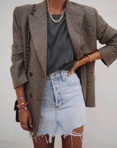 Look Kylie Jenner, A Skirt, Fashion Mode, Mode Inspiration, Mode Fashion, Denim Mini Skirt, Outfits Casuales