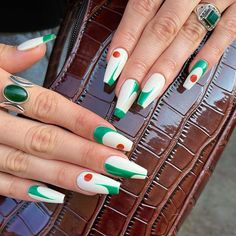 Edgy Nails Grunge Coffin, Edgy Nails Grunge, Red White Nails, Nails Grunge, Nail Design Glitter, Retro Nails, Edgy Nails, Nail Candy, Oval Nails