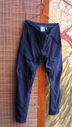 Like new, no flaws MEASUREMENTS WAIST 44cm INSEAM 83cm FULL LENGTH 109cm LEG OPENING 19.5cm Mens Trousers, Trekking, Cargo Pants, Mens Pants, Favorite Outfit, Ukraine, Full Length, Hiking, Bathing Beauties