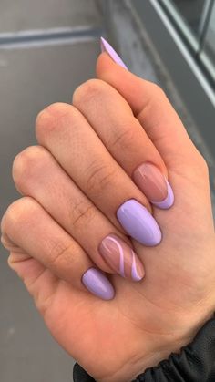 Senior Pictures Nails Ideas, Acrylic Nails Taylor Swift, August Nails Ideas Almond, August Nails Ideas Simple, Uñas Ideas, August Nails, Purple Nail Designs, Simple Gel Nails, Purple Nail