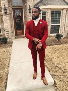 Red Suit Ideas For Men, Red Complimentary Colors Outfit, Red Turtleneck Outfit Men, Valentines Day Outfits Men, Red Prom Suits For Guys, Dark Academia Mens Outfits, Doc Martens Mens Outfits, Outfits Dressy Casual