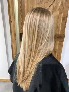 #blonde #blondehairstyles #blondehair #hairspo #hairinspo #softhair #haircut #haircare #haircareroutine #skincare #skincareroutine #fashion #aesthetic #inspo #instagram #tiktok #itgirl #glowup #healthy #healthylifestyle #balayage #selenagomez #haileybieber #kendalljenner #bellahadid #colorwow #kyliejenner #summer #recipe #skincareroutine #outfit #lifestyle #haircolor #hairgoals #hairideas #gift #giftideas #giftforher #giftsforhim #home #homedecor #homeinspo #gold #jewellery #necklace #goldnecklace #stack #fall #falloutfit #fallinspo #mathildadjerf #djerfavenue #bouncyhair #curlyhair #tips #blackhair #longhair #wavyhair #madisonbeer #selenagomez #blackfriday #fitspo #workout #workoutroutine #fitgirl #chanel #healthyrecipes Rambut Brunette, Dyed Blonde Hair, Straight Blonde Hair