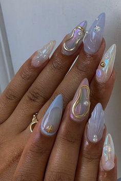 Ladylike Nails, Bali Nails, Nail Design Gold, Paznokcie Hello Kitty, Mermaid Nail Art, Seashell Nails, Kutek Disney, Nail Salon Design, Nagel Tips