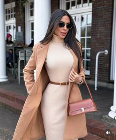 @| clarapetrillipa Outfits Europa, Joy Peace Love, Elegante Outfits, Cute Professional Outfits, Trendy Outfit Ideas, London Instagram, Trendy Fall Outfits, Trendy Fall, Midi Skirts