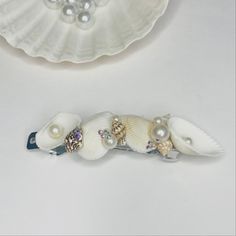 Welcome to our beach inspired collection of shell hair clips, these hair clips are perfect for bridal showers, weddings, beach outings and summer vacations. This romantic shell clip will make a great statement for that next mermaid moment. A great beach accessory for the bride and bridesmaid. Hand crafted with love and precise attention to detail, each clip is one of a kind, assorted to my liking, making each clip unique and one of a kind. No clip is exactly the same. This silver tone barrette i Shell Hair Clips, Beach Hair Accessories, Shell Clip, Weddings Beach, Wedding Barrettes, Beach Themed Party, Summer Beach Party, Summer Vacations, Wedding Beach