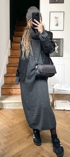 Edgy Classic Outfits, Edgy Classic, Fashion 101, Edgy Look, Classic Outfits, Wool Dress, Comfy Casual, Dressing Room, Winter Outfits