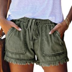 Denim Fringe Shorts, Casual Denim Shorts, Moda Denim, Denim Patterns, Mode Casual, Slim Denim, Shorts Casual, Short Jeans, Comfy Shorts