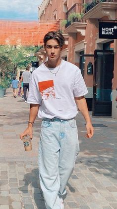 Summer Vintage Outfits, Edgy Streetwear, 90s Fashion Men, 일본 패션, Mens Summer Outfits, Streetwear Mode, Mens Trendy Outfits, Street Style Outfits Men