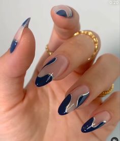 Nails For Prom Blue Dress, Asymmetrical Nails, Nails Graduation, Ball Nails, Carcase Iphone, Boujee Nails, Concert Nails, Kutek Disney, Graduation Nails