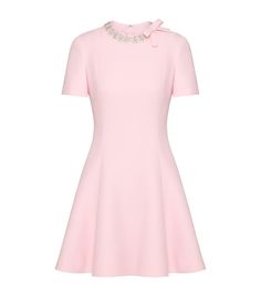 Valentino Garavani multi Bow-Neck Mini Dress. Shop with free returns and earn Rewards points for access to exclusive benefits. Zimmerman Dress Outfit 2024, Valentino Outfit, Pink Bow Dress, Italian House, Valentino Dress, Fashionista Clothes, Mini Velvet Dress, Vestido Casual, Mini Dress Shop