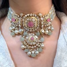 Victorian Jewelry Necklace, Polki Choker Set, Polki Sets, Silver Bracelet Designs, Kundan Choker Necklace, Wedding Jewelry Sets Bridal Jewellery, Bridal Jewelry Sets Brides, Indian Wedding Jewelry Sets, Bridal Necklace Designs