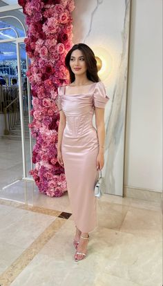 Off Shoulder Lantern Sleeve Dress, Elegant Midi Dress Classy, Midi Dress Classy, Prom Dresses Pink, Prom Dresses Long Pink, Gowns Dresses Elegant, Elegant Midi Dresses, Elegant Dresses Classy, Formal Party Dress